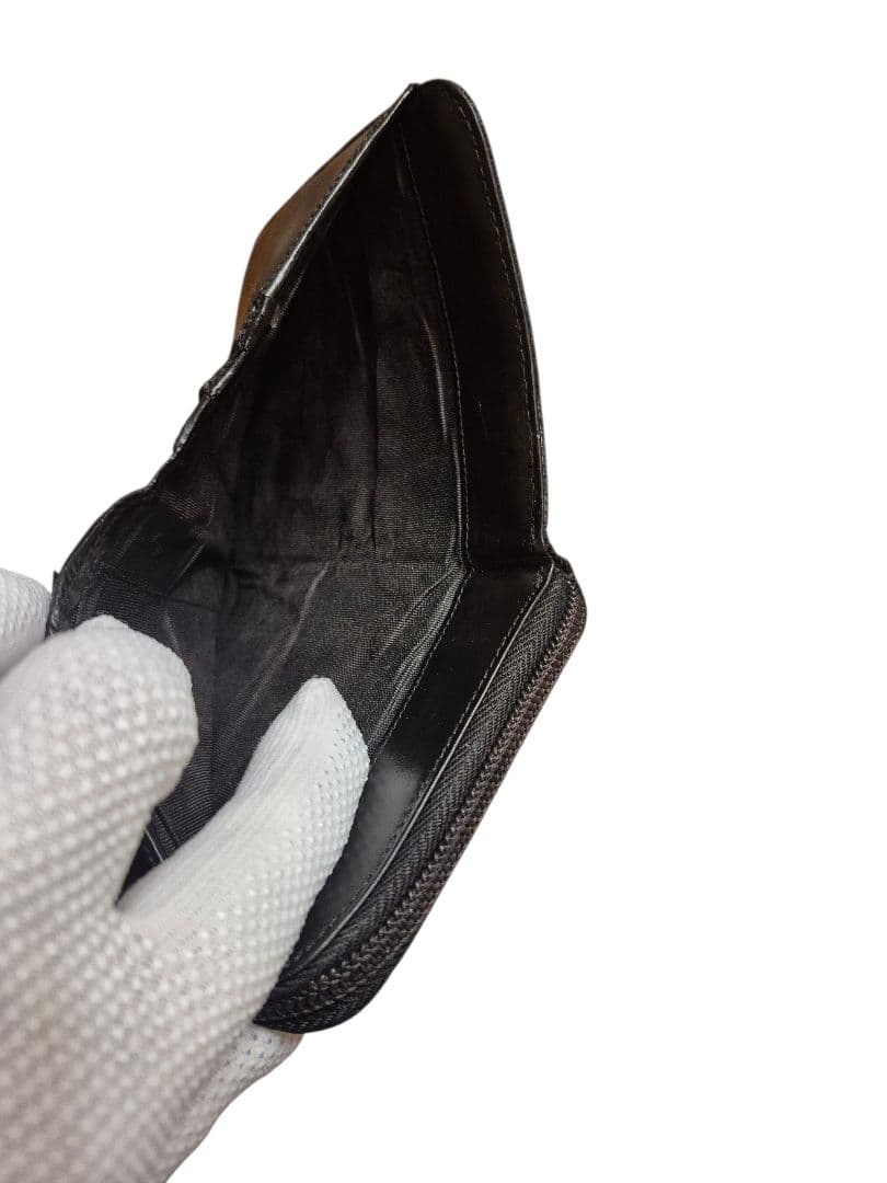 PRADA プラダ 二つ折り財布 三角プレート キャンパスレザー