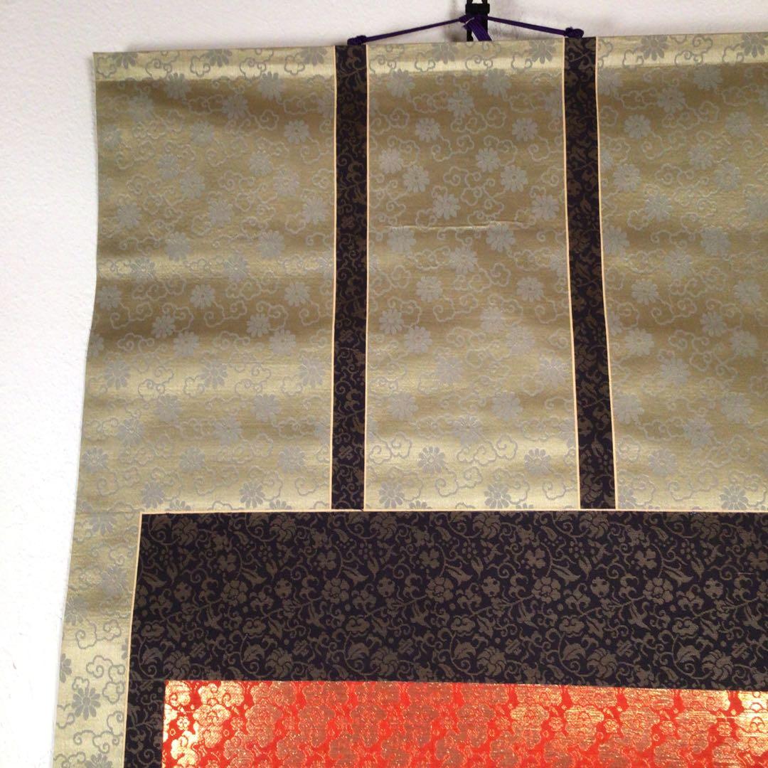 No3014 掛軸　仏教美術　金泥彩色　弘法大師像　紙本　無落款　合箱　送料無料