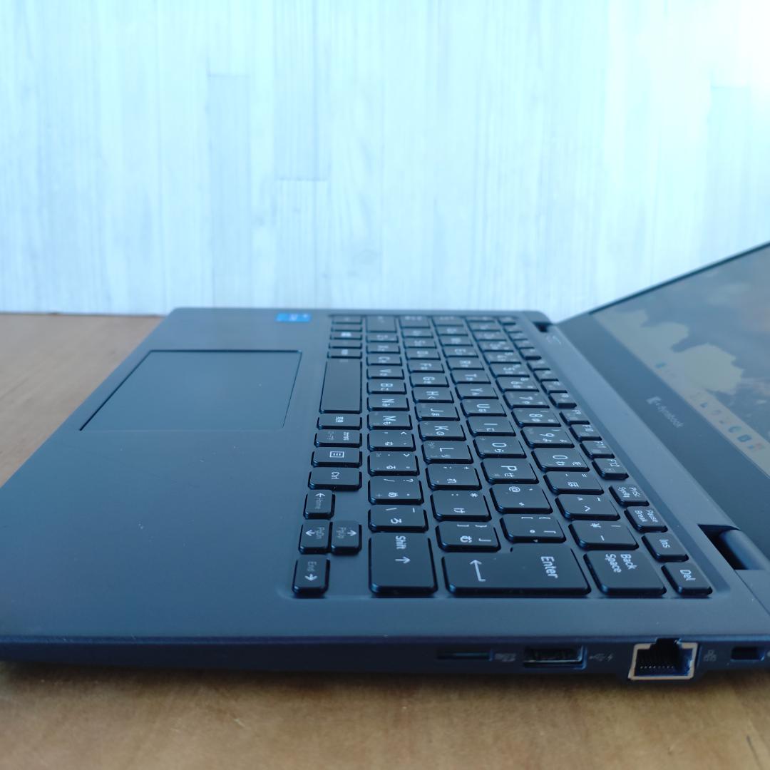 バッテリ優秀！ dynabook G83/HS 16/256GB 第11世代⑭