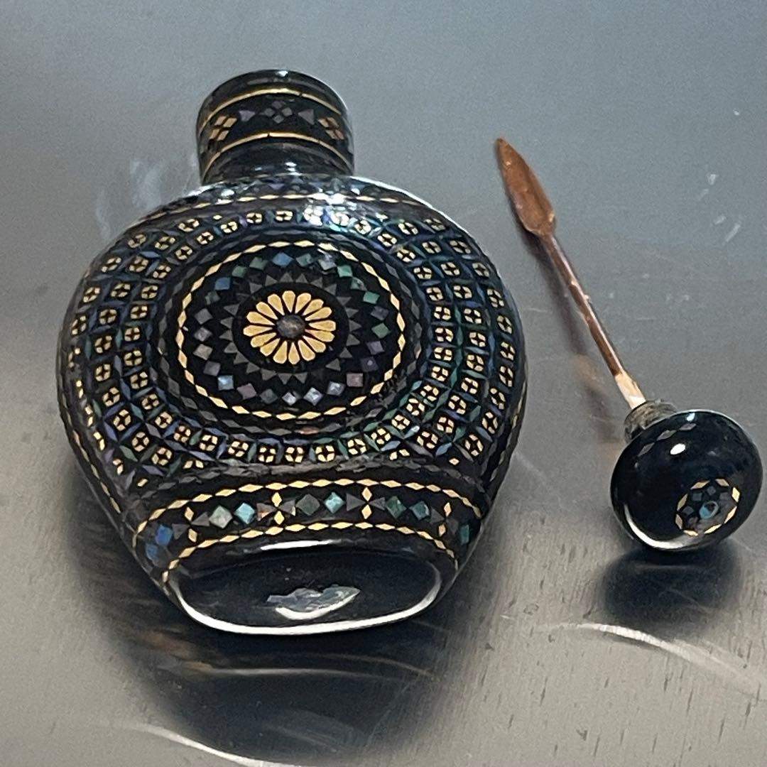中国骨董 螺鈿鼻煙壺 漆 嗅ぎ煙草入れ アンティーク - メルカリ