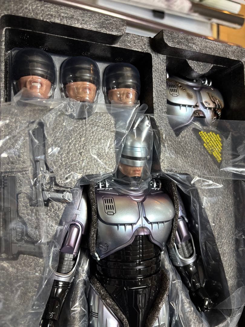 ホットトイズ ロボコップ 3 ダイキャスト 1/6 フィギュア