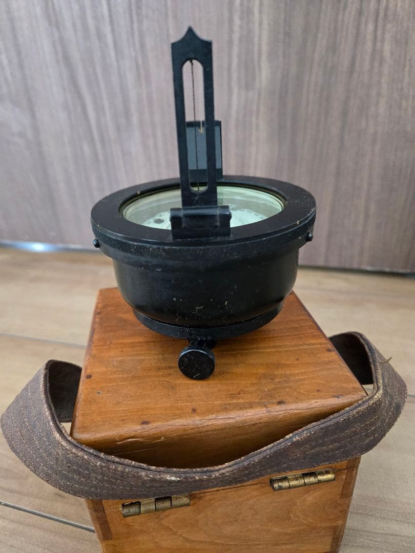 第二次大戦実物　日本海軍航空隊　自差修正羅針儀　美品　舞鶴工廠造兵部製