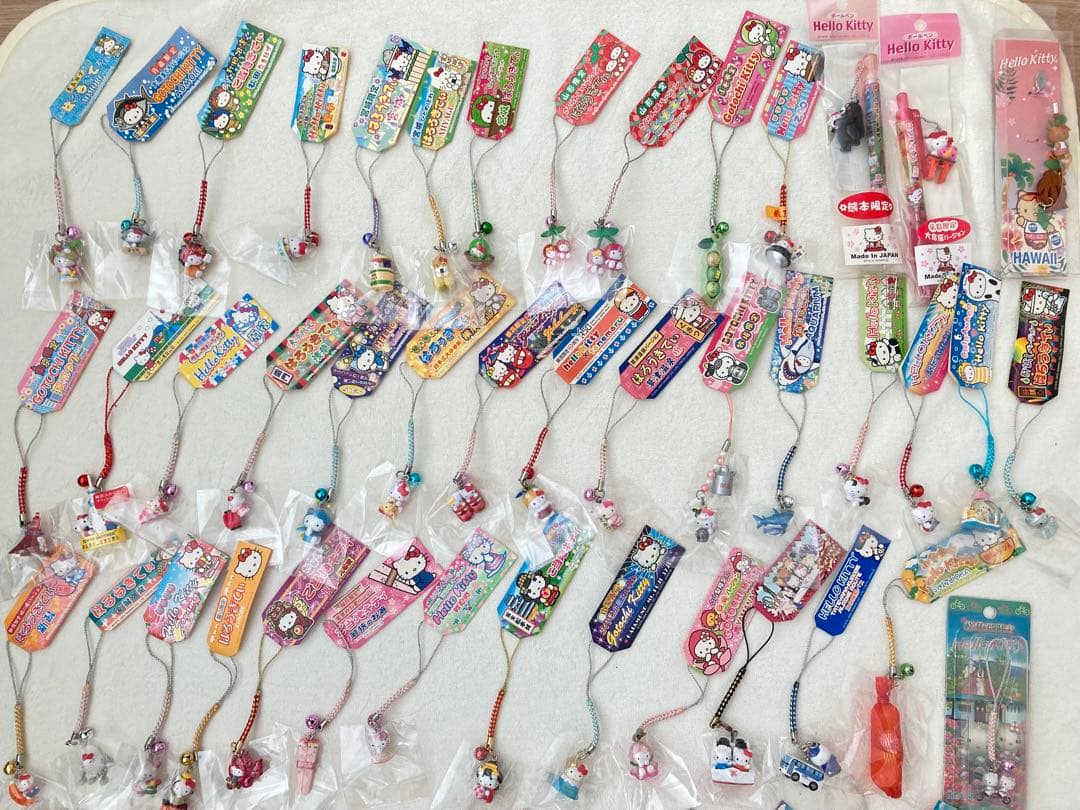 へ*可様 ご当地キティ　ストラップ83点　ボールペン2点