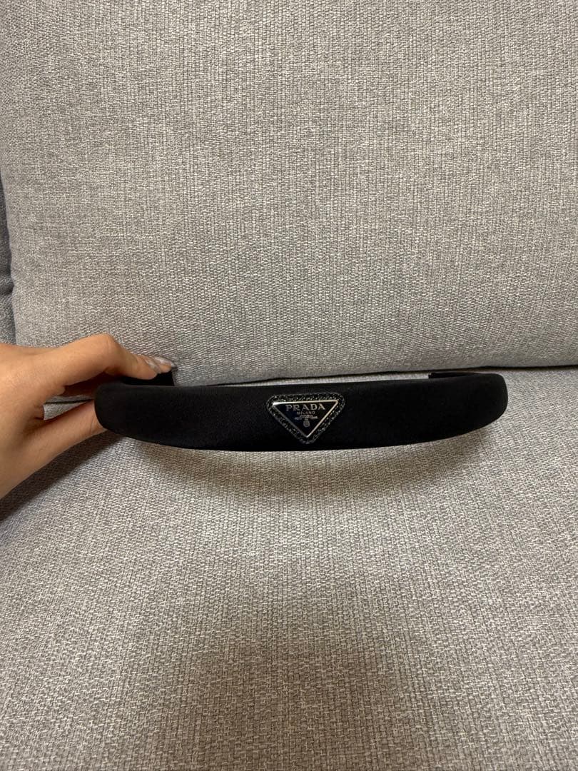 PRADA Re-Nylon ヘッドバンド ブラック