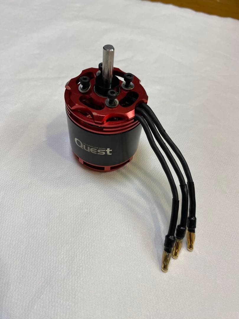 クエスト　Quest BLS4025-740KV E6-550スケール用モーター