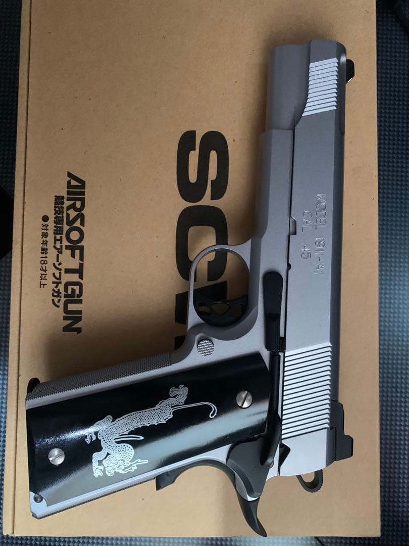 WA フェイスオフシルバー