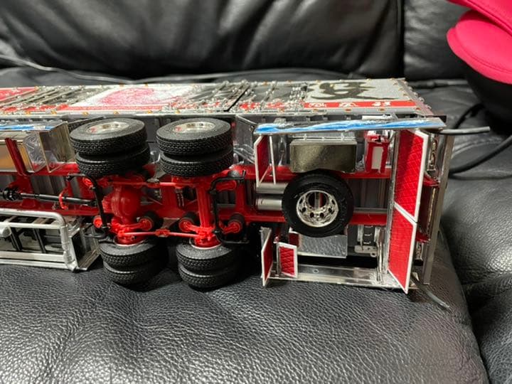 アオシマ 1/32 最新 デコトラ 押田運送 二代目角文観光 完成品