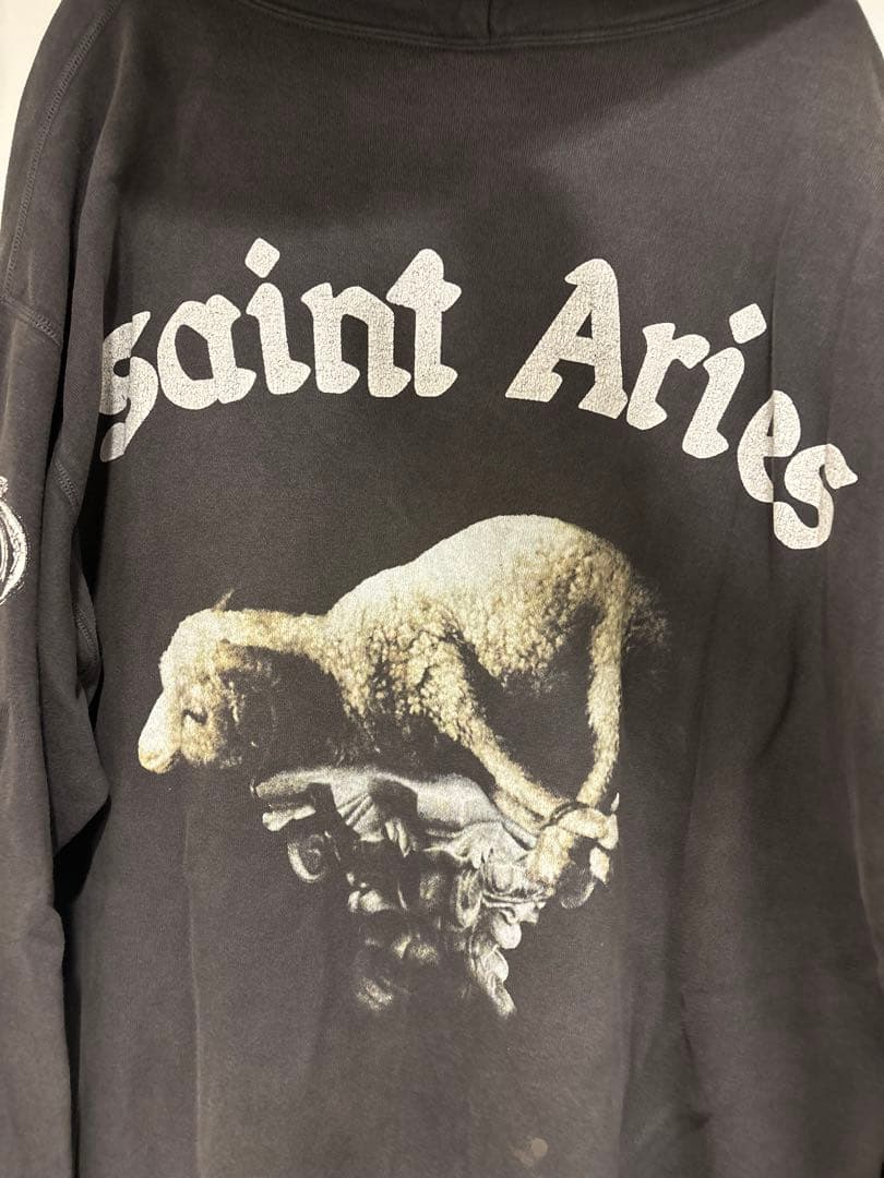 SAINT ARIES ブラックパーカー