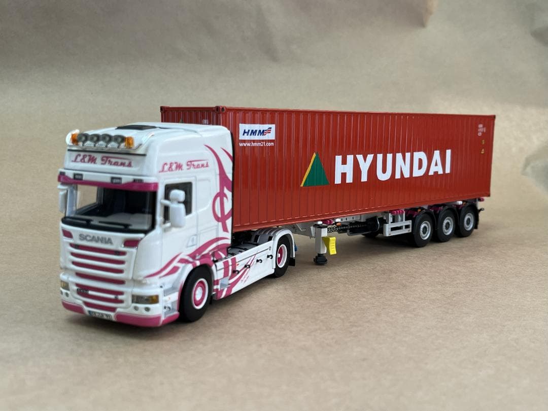 ミニカー WSI SCANIA STREAMLINE 40FTCONTAINER