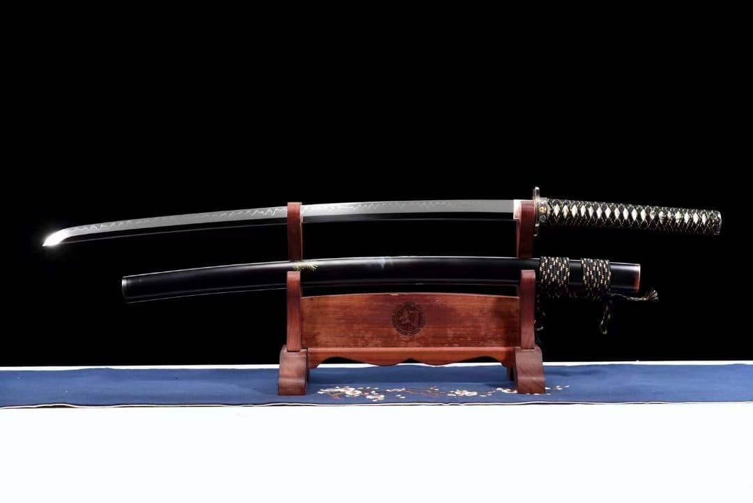 猛虎追月 武具　刀装具　日本刀　模造刀 居合刀