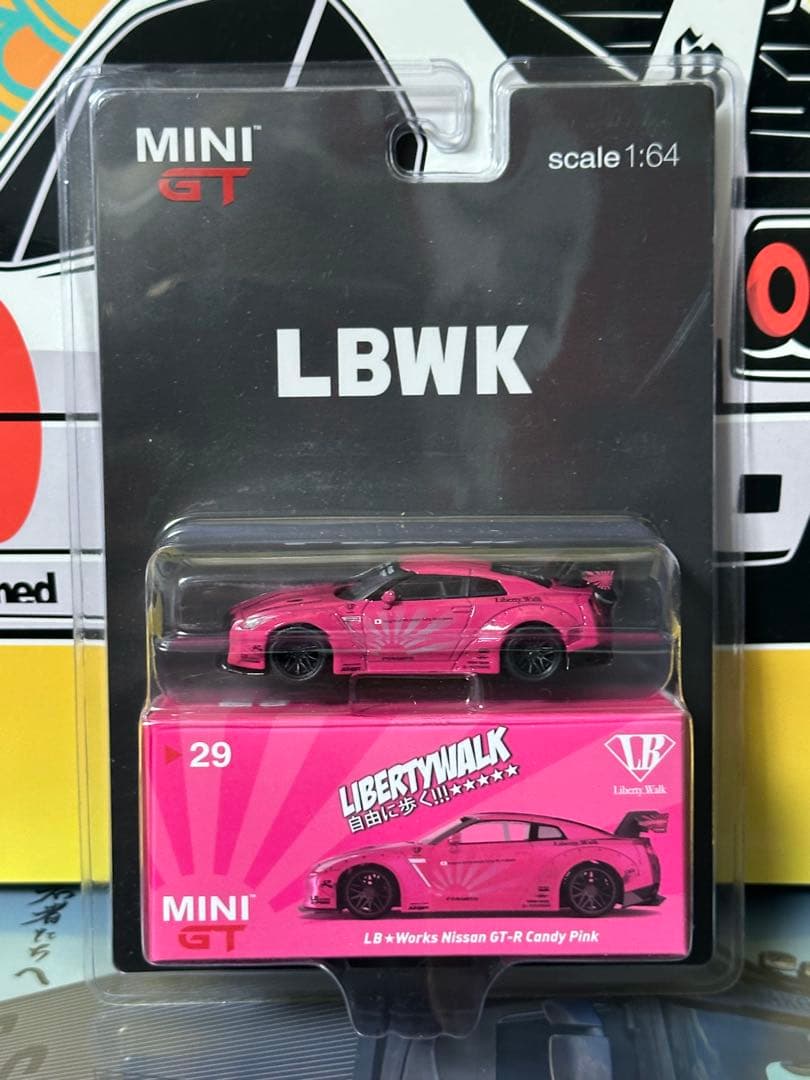MINI GT LBWK Nissan GT-R Candy Pink 限定 MINI GT LBWK 日産 GT-R キャンディピンク #29