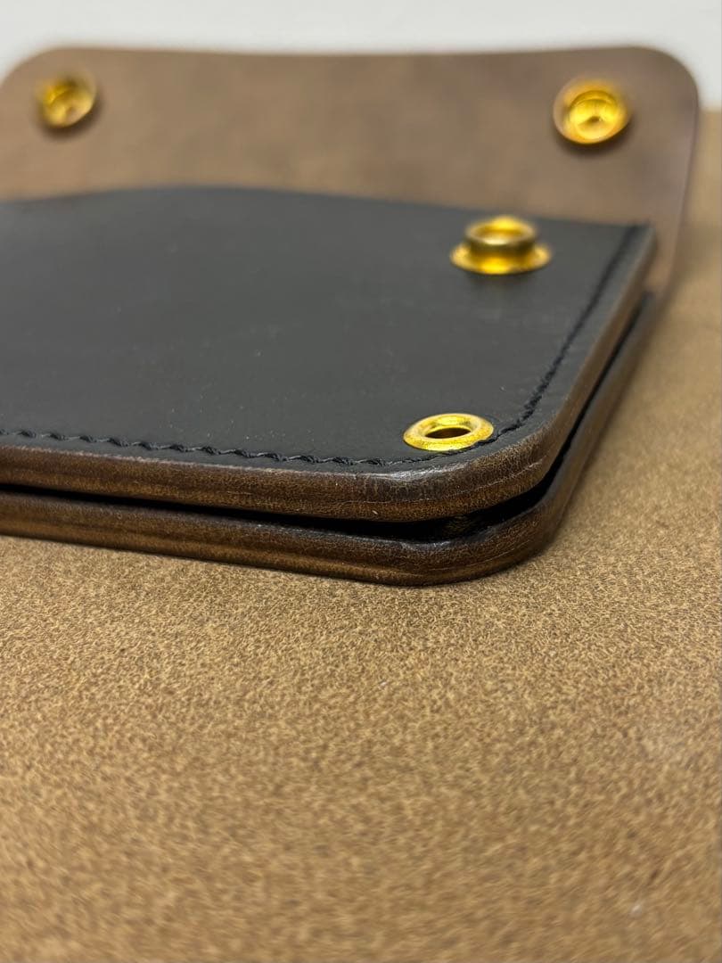 ホースバット　トラッカーウォレット　黒　茶心　2層　原厚　MARYAM