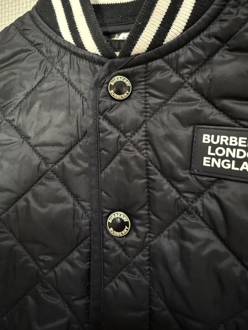 バーバリー　キルティングアウター　黒