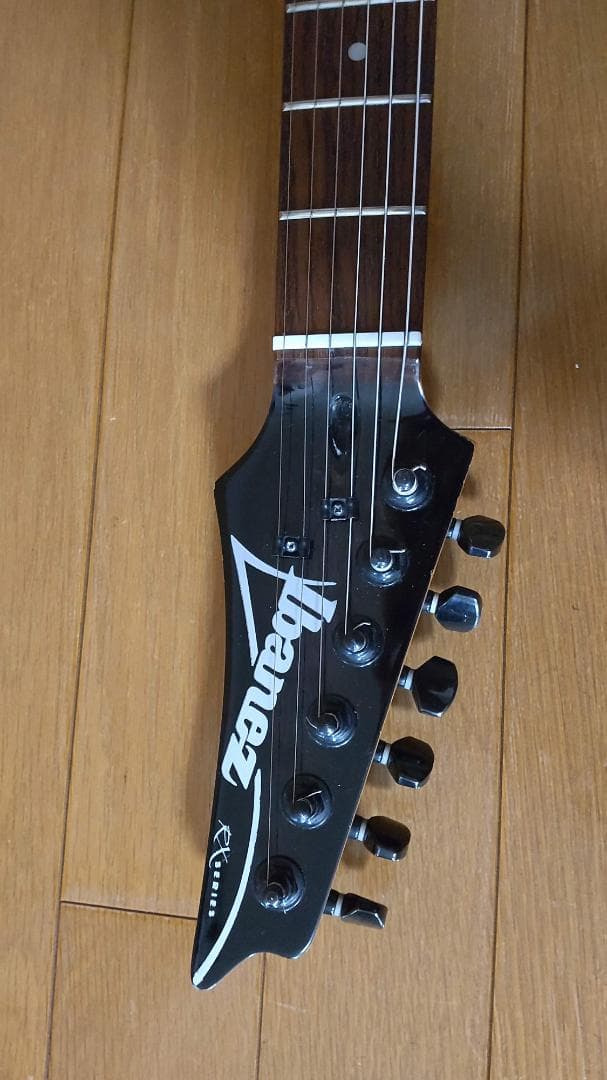 IBANEZアイバニーズ RX180B ブラックメイプルトップ ギター IBANEZ