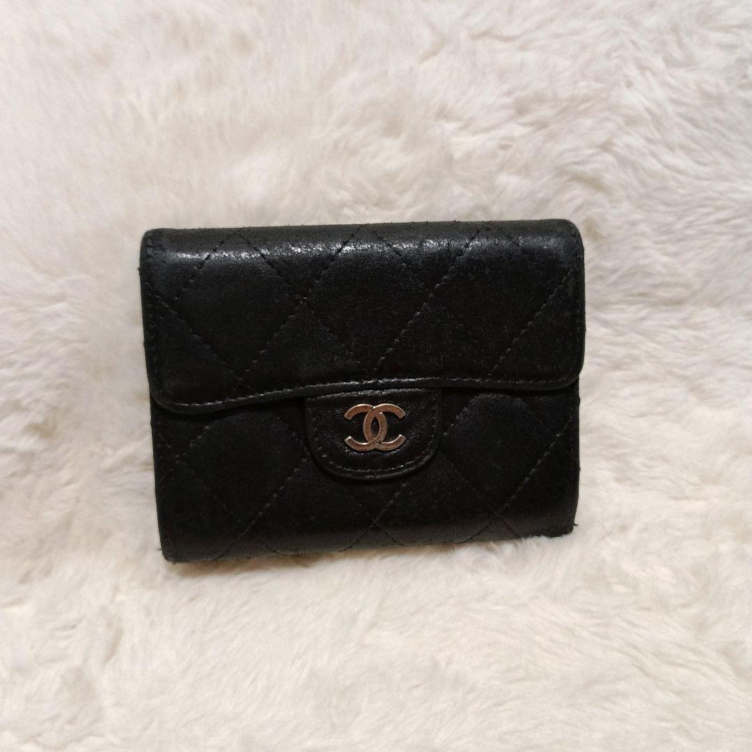 シャネル　ラムスキン　折り財布　カードケース　ケース　シルバー