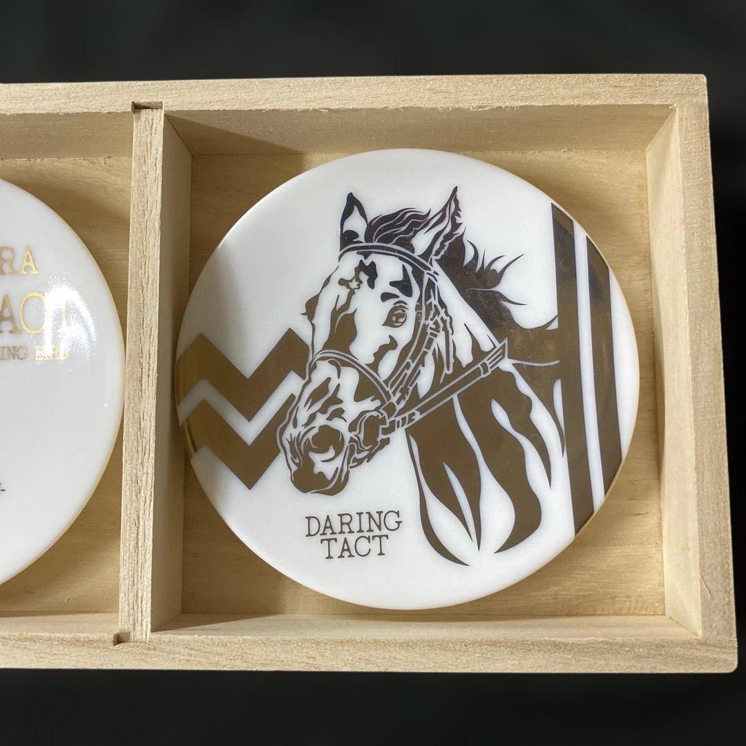 【競馬】デアリングタクト三冠記念・小皿セット／JRA／入手困難