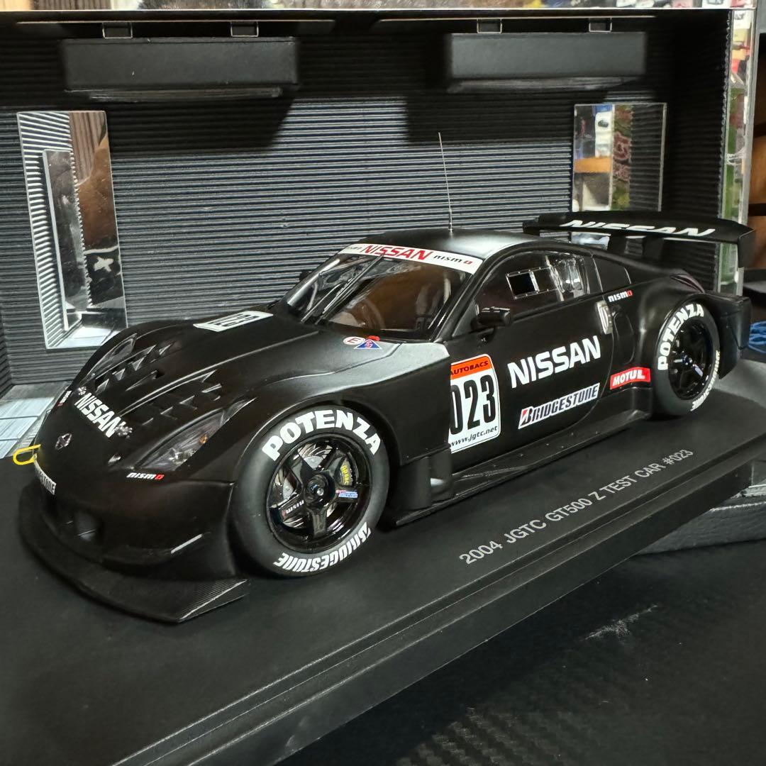 未展示品 オート-アート1/18フェアレディZ 2004 JGTC GT500