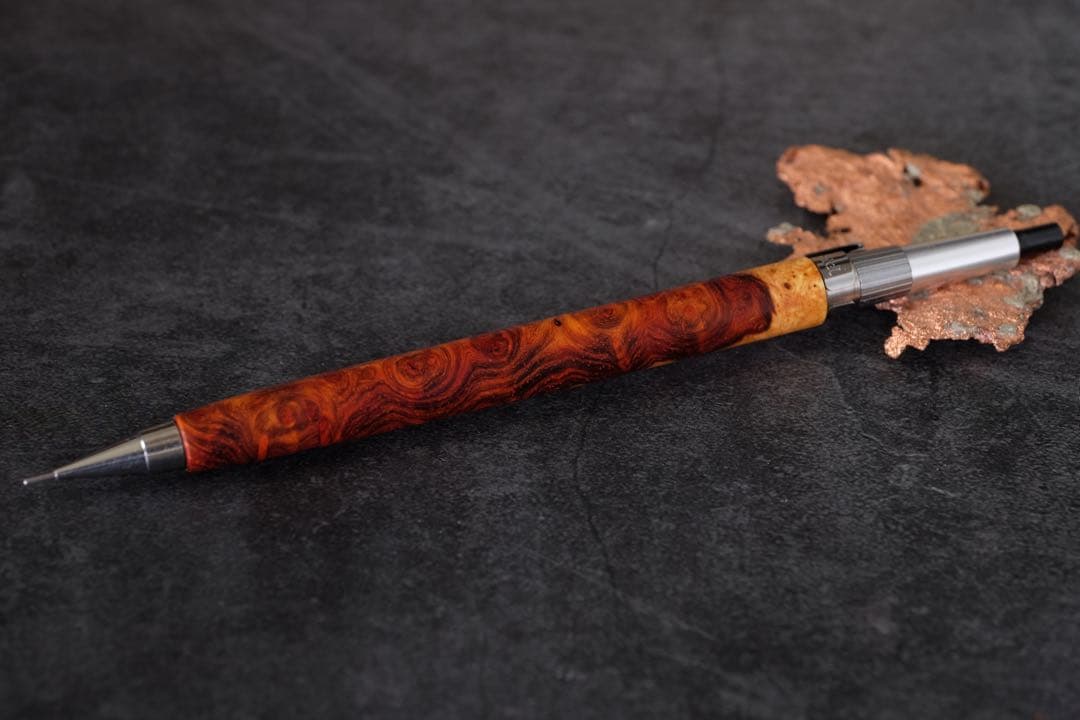 PG5木軸カスタム0215　高村杢工房 製図用シャープペンシル　極上花梨瘤紅白
