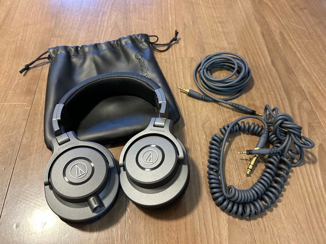 [未使用に近い] audio-technica ヘッドホン ATH-M40x audio-technica ATH-M40x(密閉ダイナミック型モニターヘッドフォン