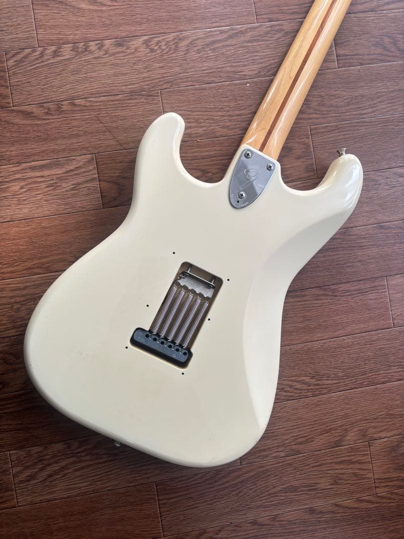 A*p様 《Eシリアル》fender japan stratcaster st7