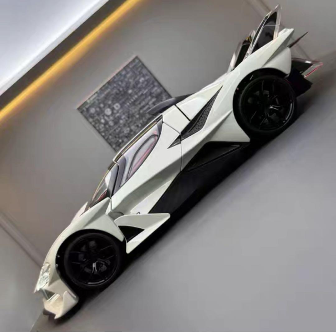 1/18 アポロ プロジェクト EVO 合金車 Apollo EVO ミニカー