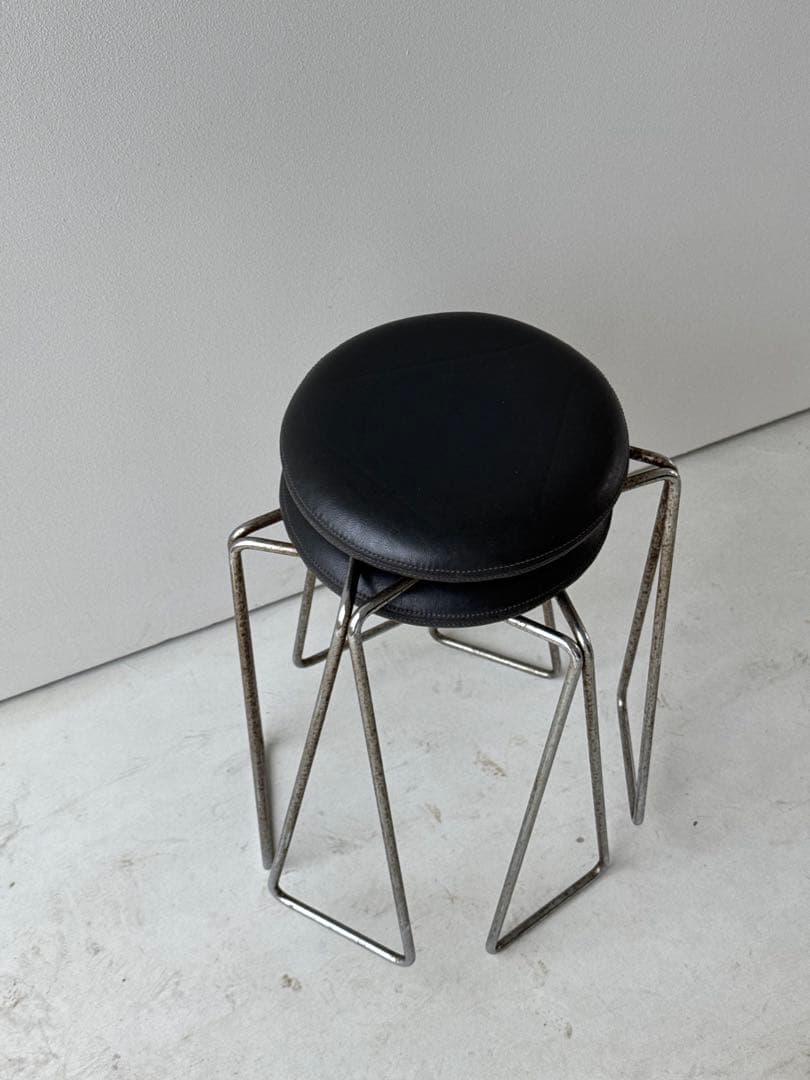 ２脚セット　天童木工　回転　スツール　椅子　ポストモダン　倉又史