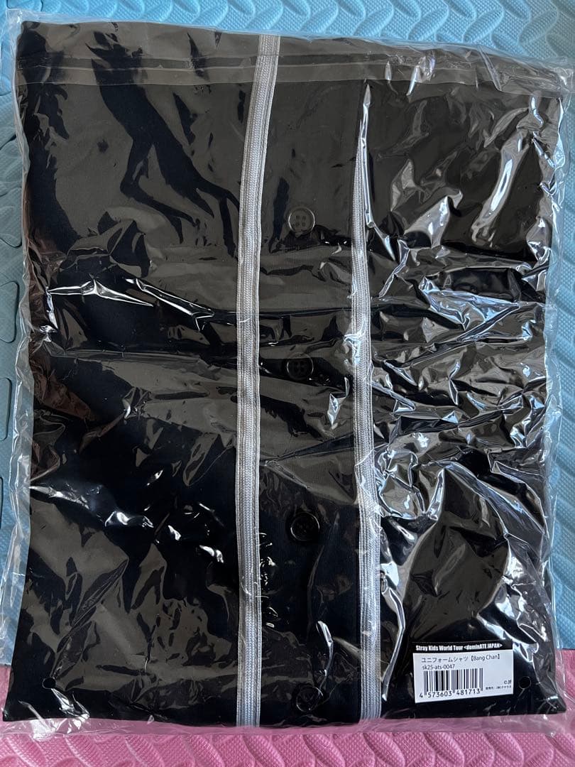 匿名配送】【新品】Stray Kids ユニフォームシャツ Bang Chan