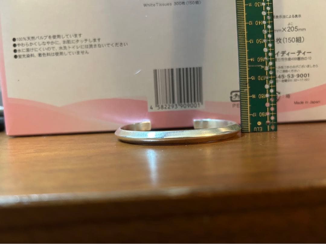 カレンシルバーバングル 角 Karen Silver Bangle