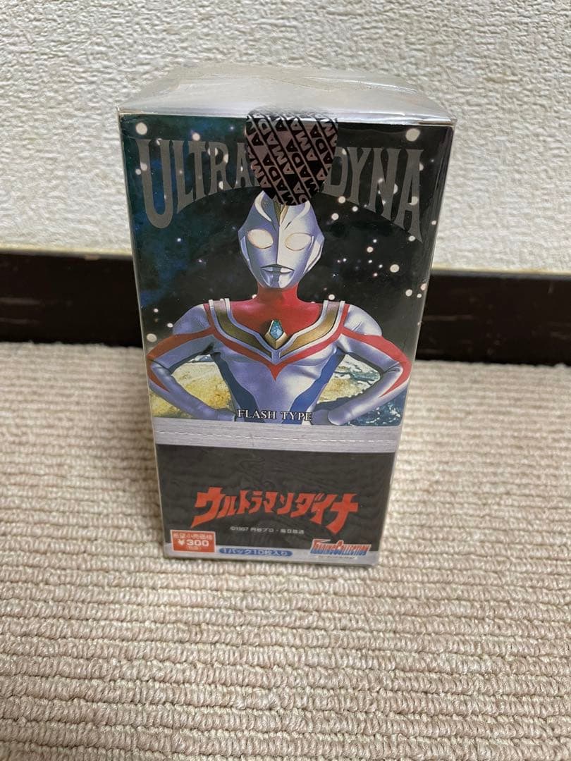 ウルトラマンダイナ トレーディングコレクションカード1BOX