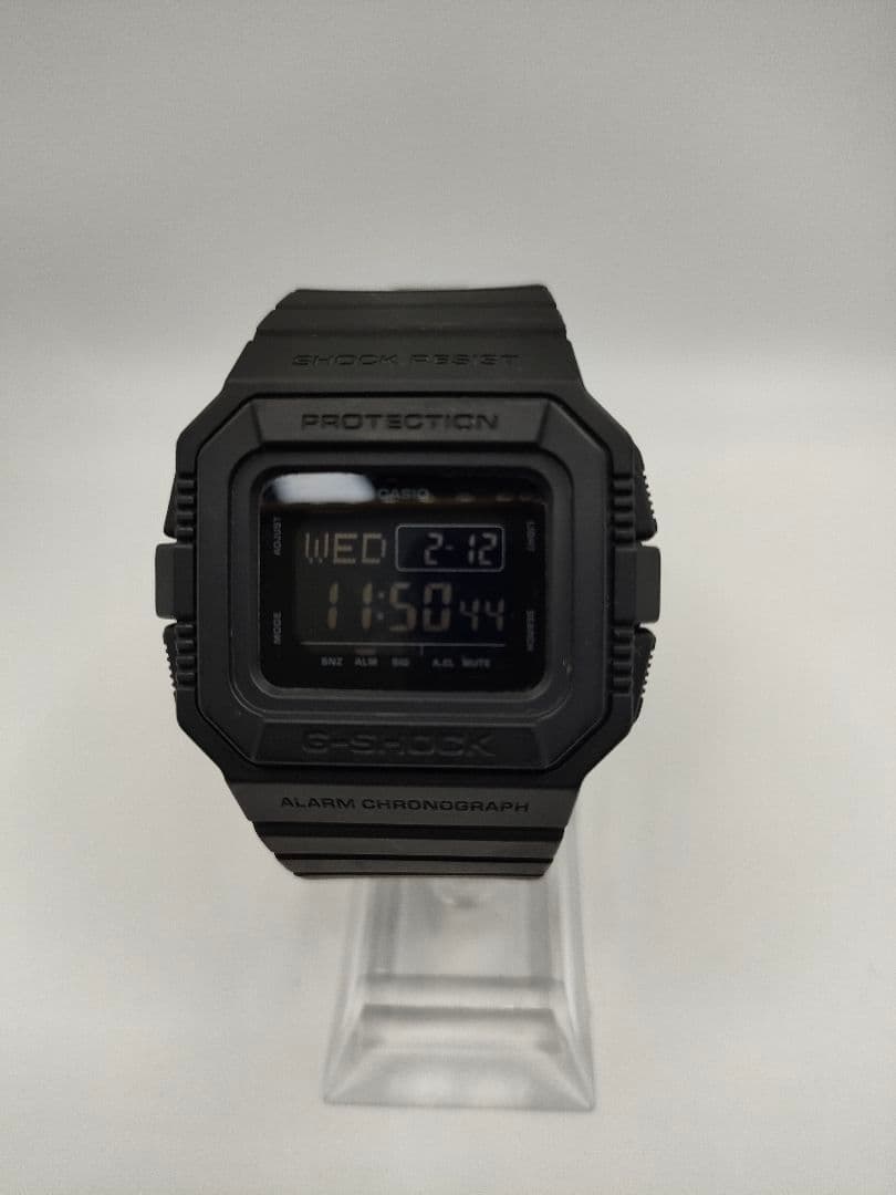 CASIO　G-SHOCK　DW-5500BB　稼働　かっこいい