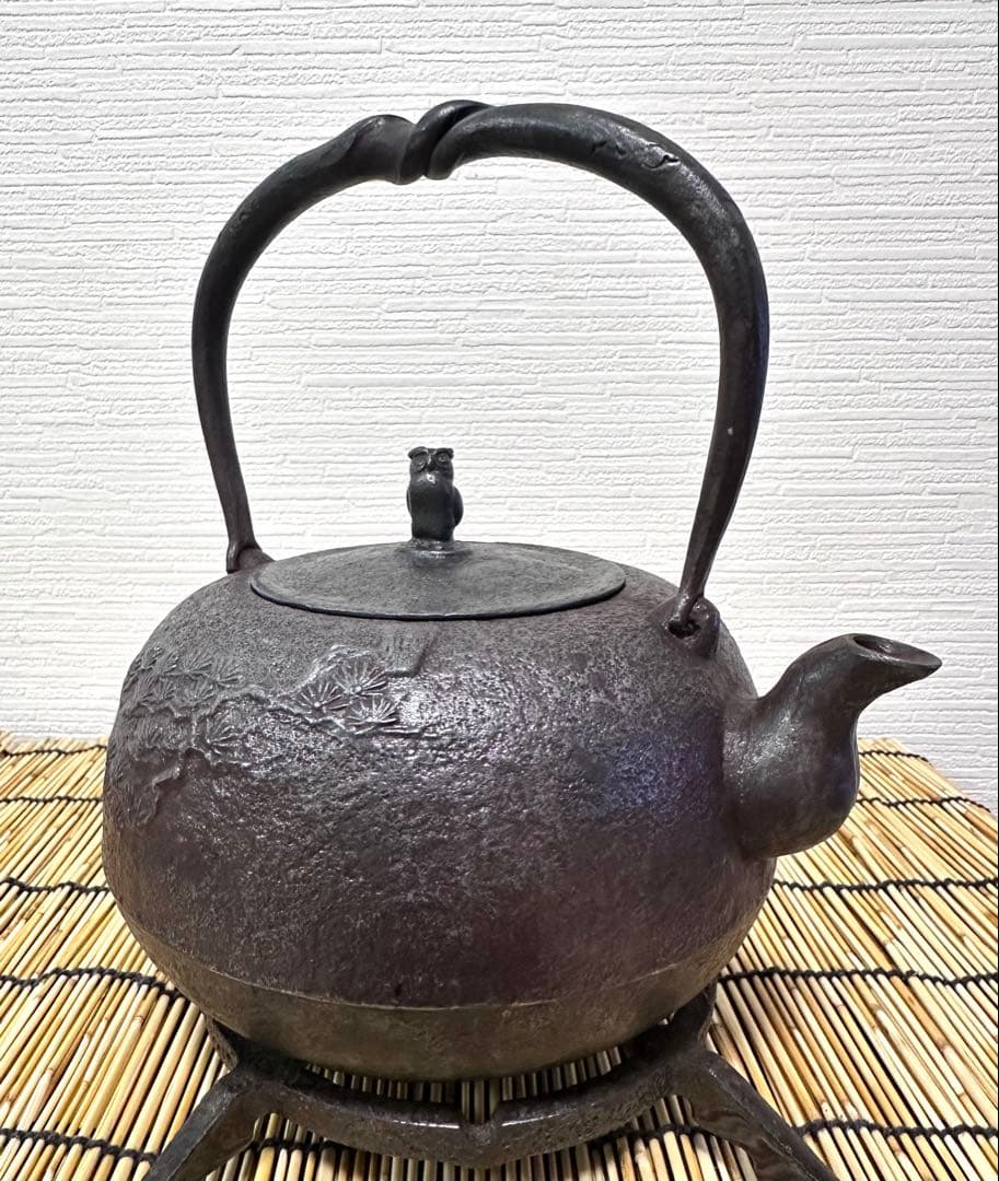 ＵＳＥＤ品　南部長寿堂 伝統工芸士 佐藤 勝芳造　丸型みみずく摘　南部鉄瓶