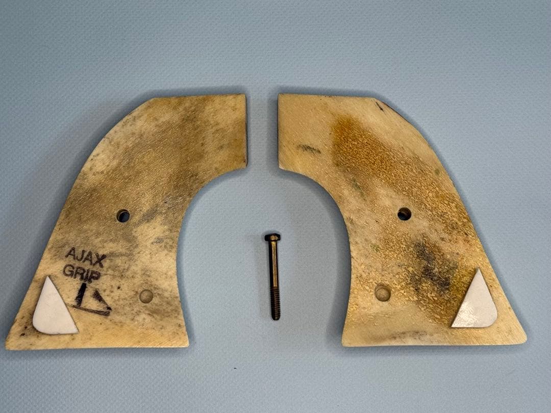 AJAX 製SAA用スタックホーン(実物)グリップ - メルカリ