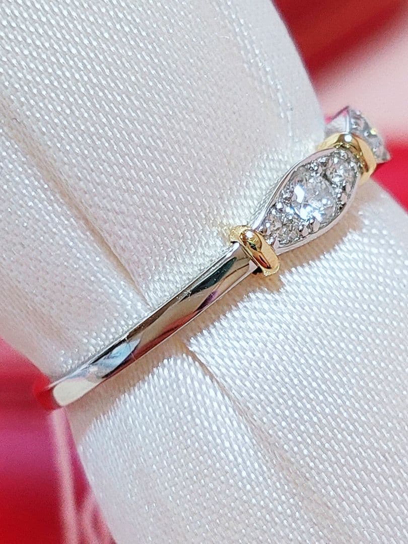 新入荷 未使用品 k18 pt950 ダイヤモンド 0.20ct リング