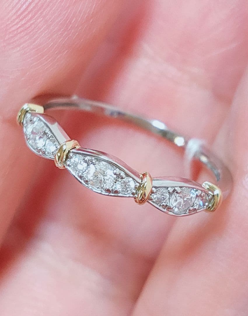 新入荷 未使用品 k18 pt950 ダイヤモンド 0.20ct リング