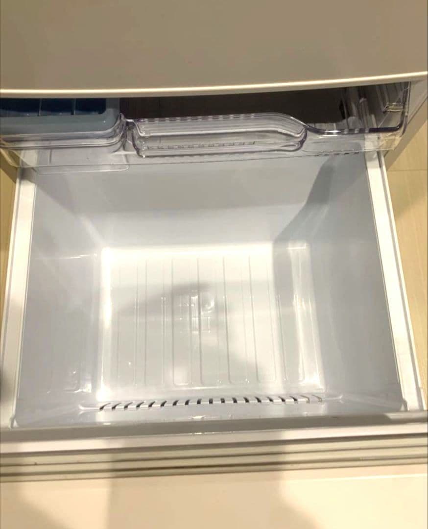 最安値　美品　三菱電機 冷蔵庫右開き 146L マットホワイト 一人暮らし向け