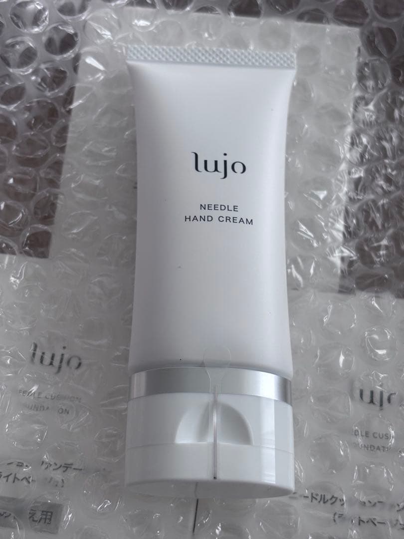 【値下げしました】lujoニードルクッションファンデ（詰替）&ハンドC