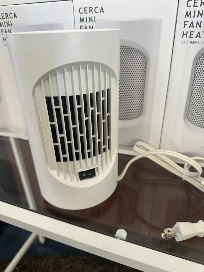 Cerca Mini Fan Heater ホワイト - メルカリ