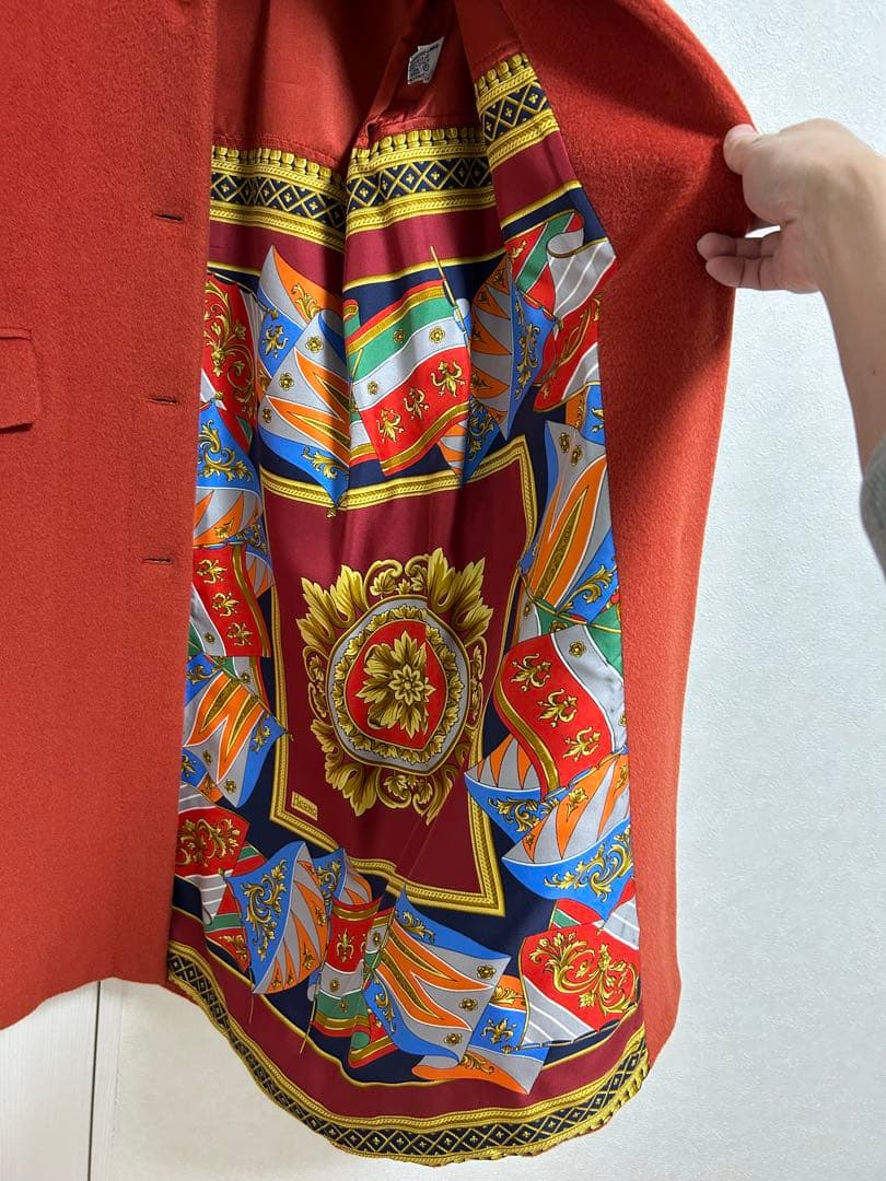 美品イタリア製HERNOヘルノベルト付き裏地プリントロングコート42