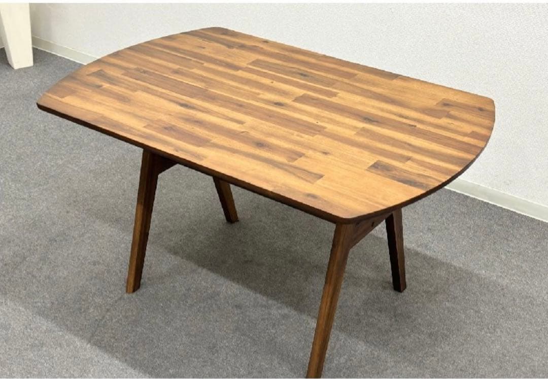 unico ウニコ SWELLA (スウェラ)ダイニングテーブル W1200