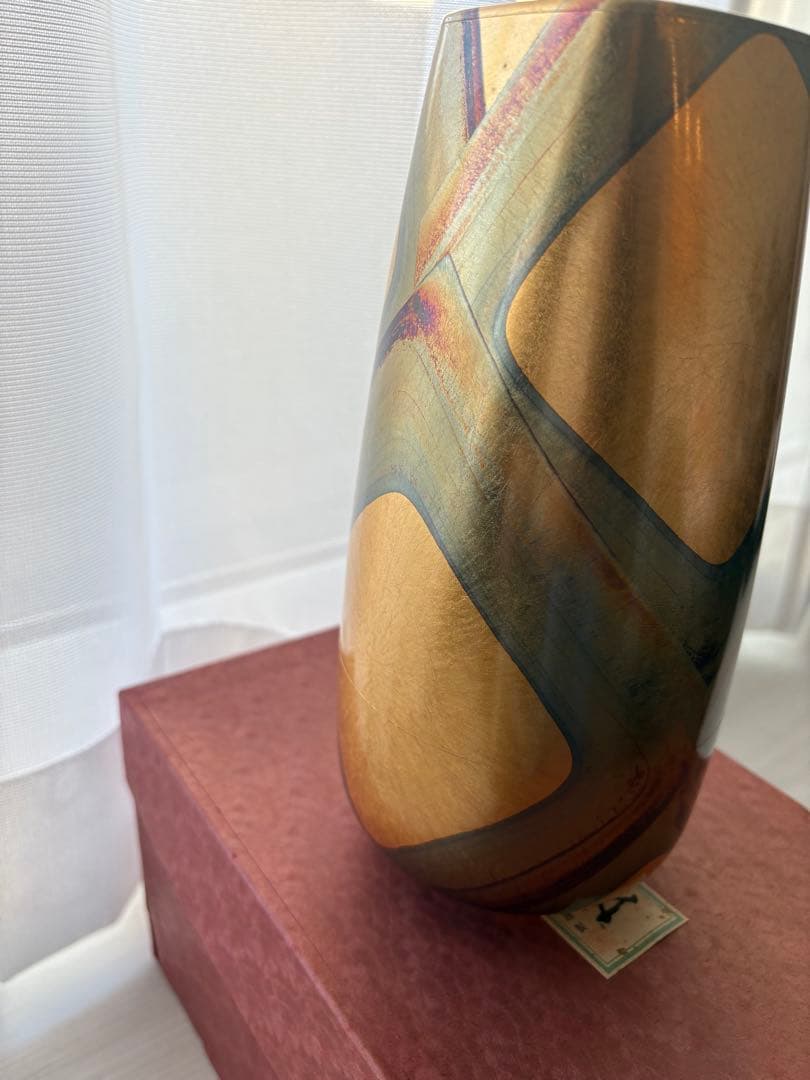 金箔の花瓶　壺