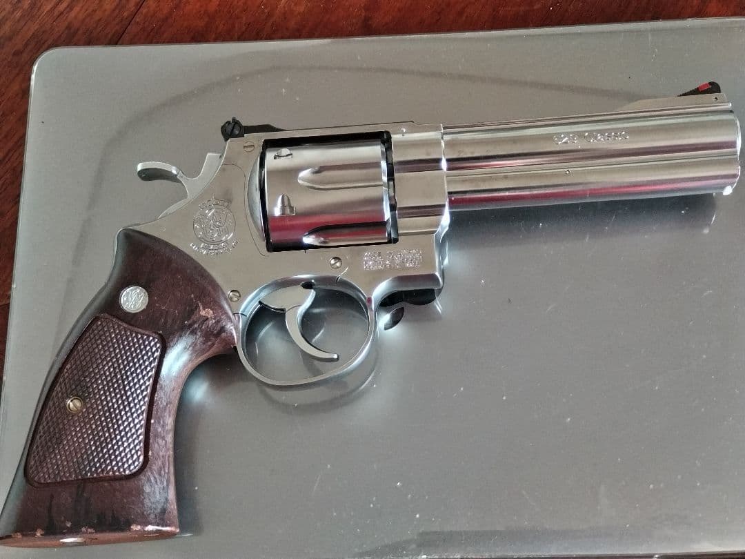 Smith&Wesson M629 マルシン製　ガスガン