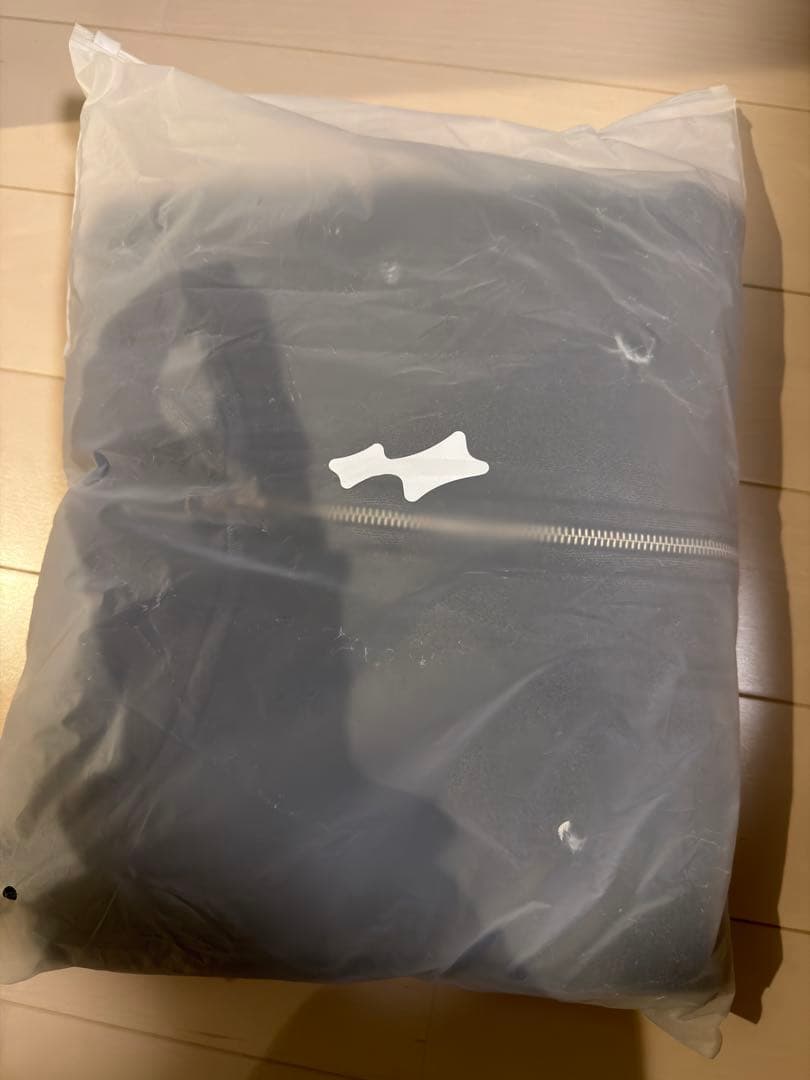 【未使用品】SKYLRK ZIP HOODIE