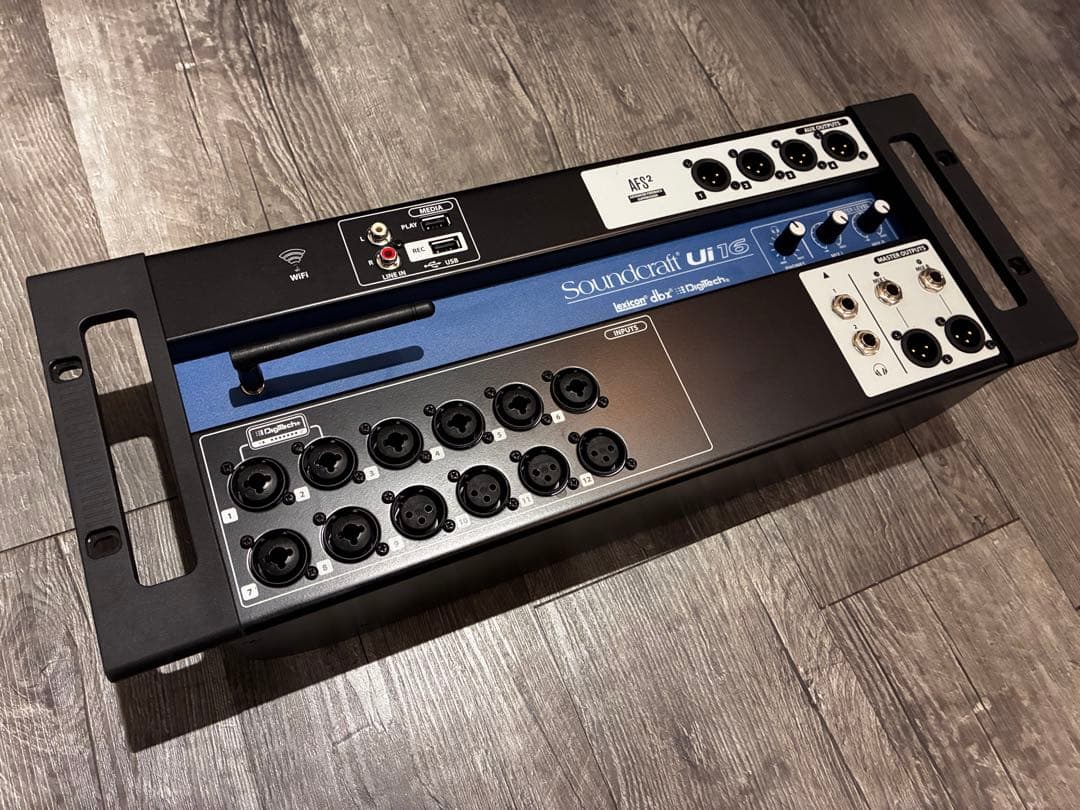 Soundcraft Ui16 デジタルミキサー