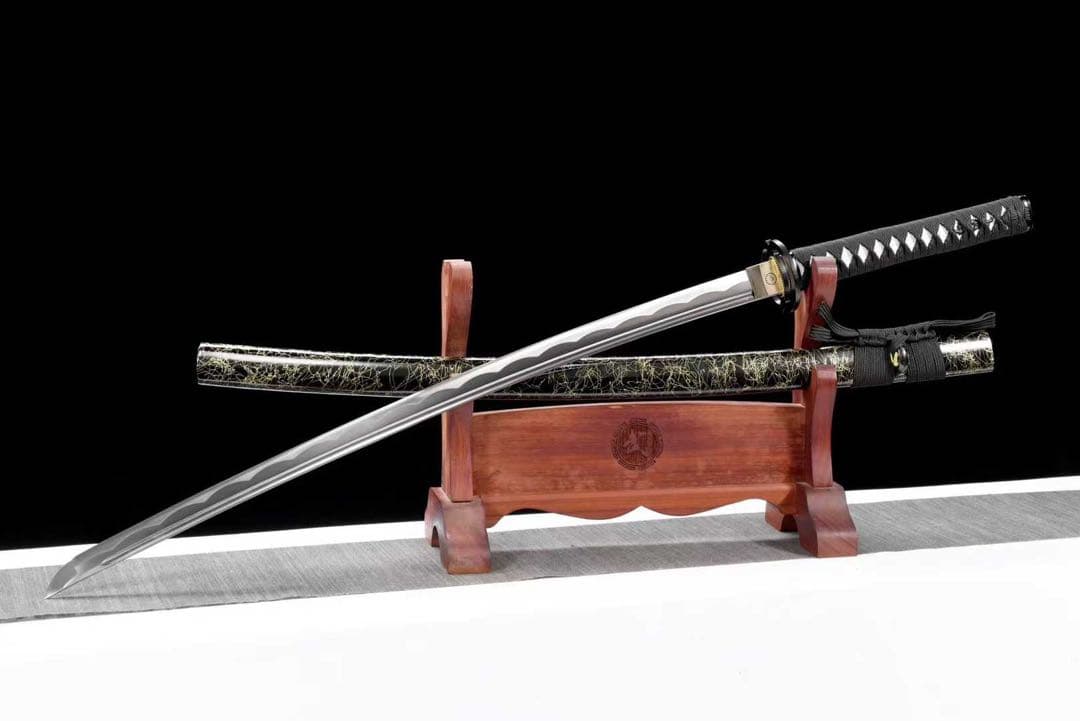 金糸武蔵 高級本格居合刀 美術刀 模擬刀 日本刀 模造刀 鑑賞用