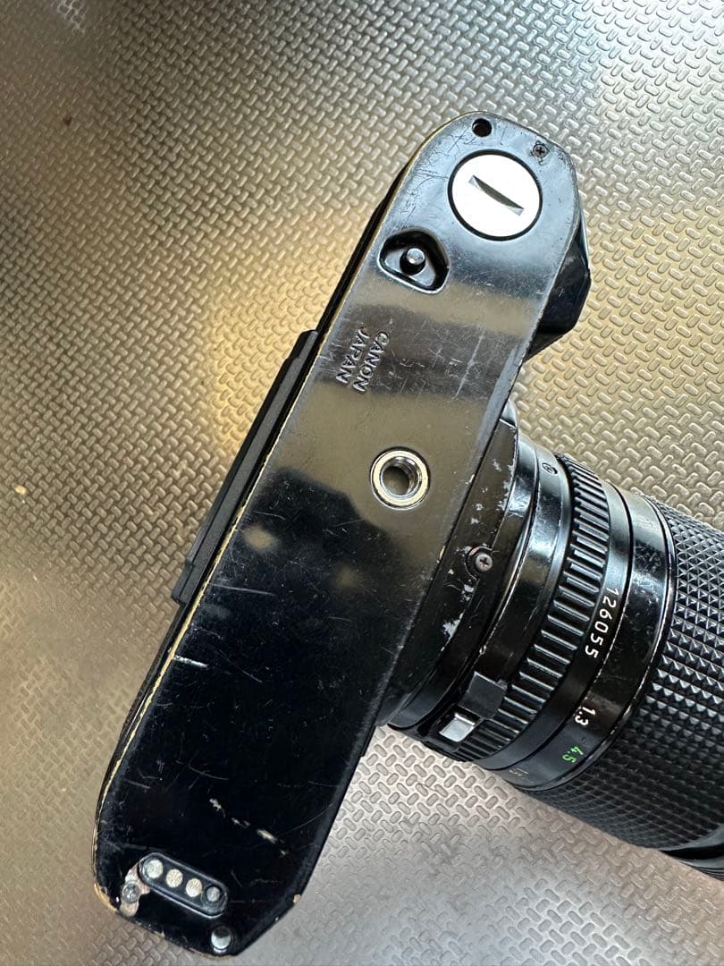 Canon AE-1P ブラック＋135mm F2.8 実用セット 光学キレイ