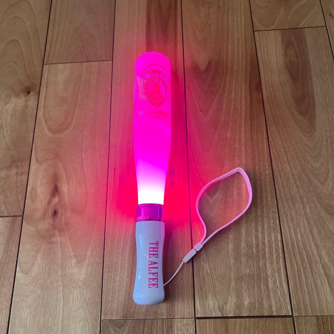 THE ALFEE の2025春ツアー ロマンスが舞い降りた棒 マラカスライト