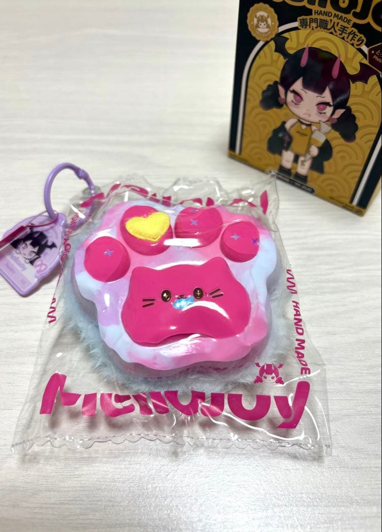 Mellojoy メロジョイ スクイーズ 猫爪 もふもふ爪 - メルカリ mellojoy