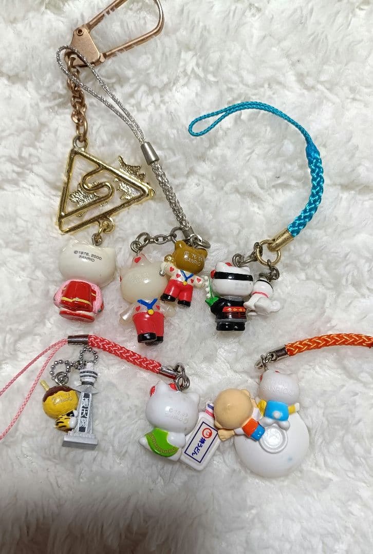 キティ　ハローキティ　値付け　ご当地限定　ストラップ　まとめ売り　サンリオ　レア