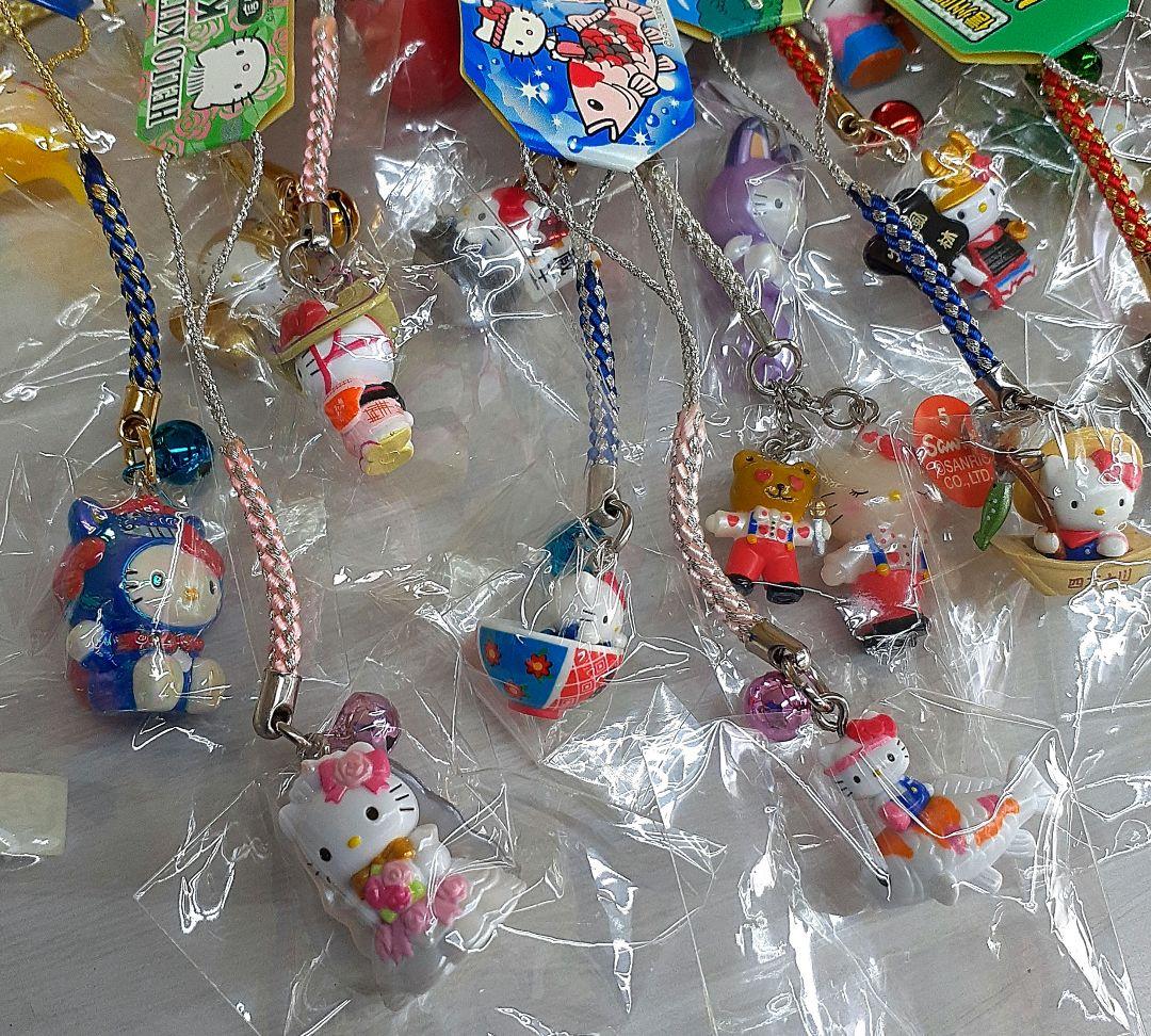 【ハロウキティ】ご当地キティ根付けストラップ　38種類(全39個)　希少品多数