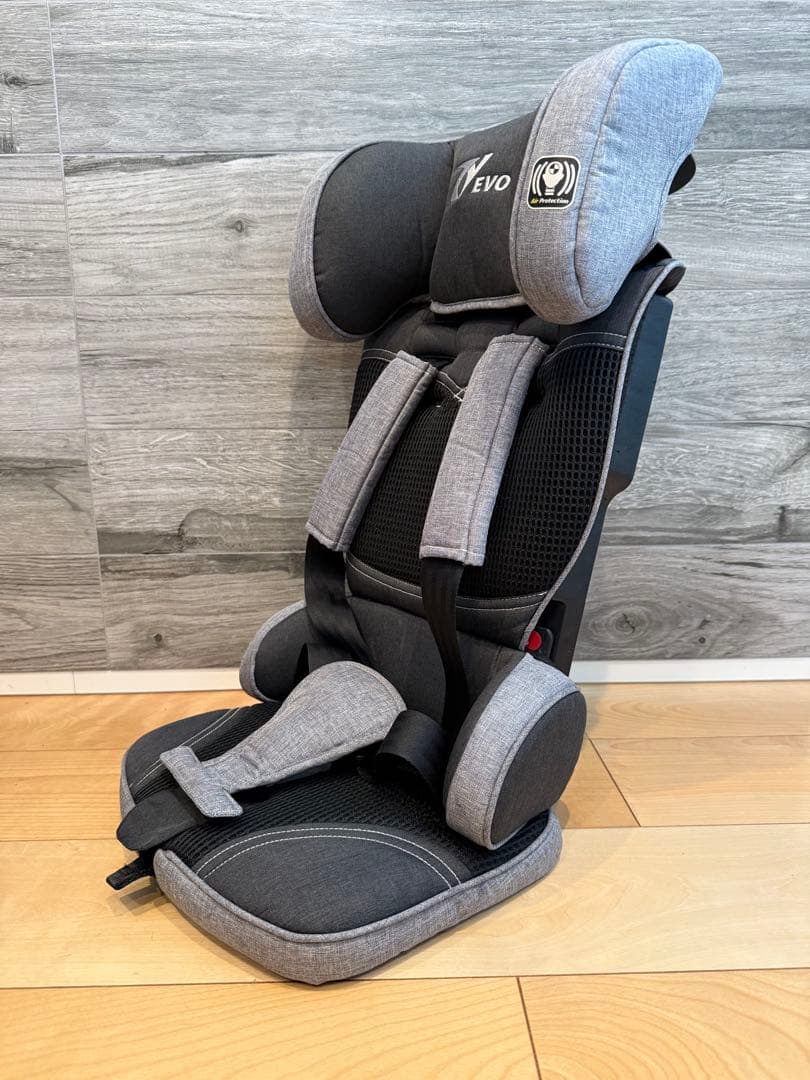 日本育児 トラベルベスト EVO チャイルドシート グレー
